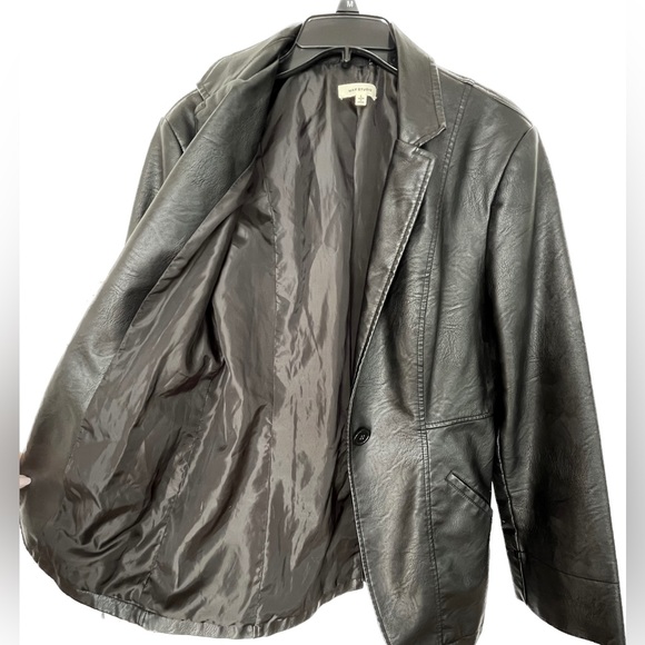Max Studio Faux Leather Blazer, Size L, Black, Notch Collar,Welt Pockets - Picture 4 of 7